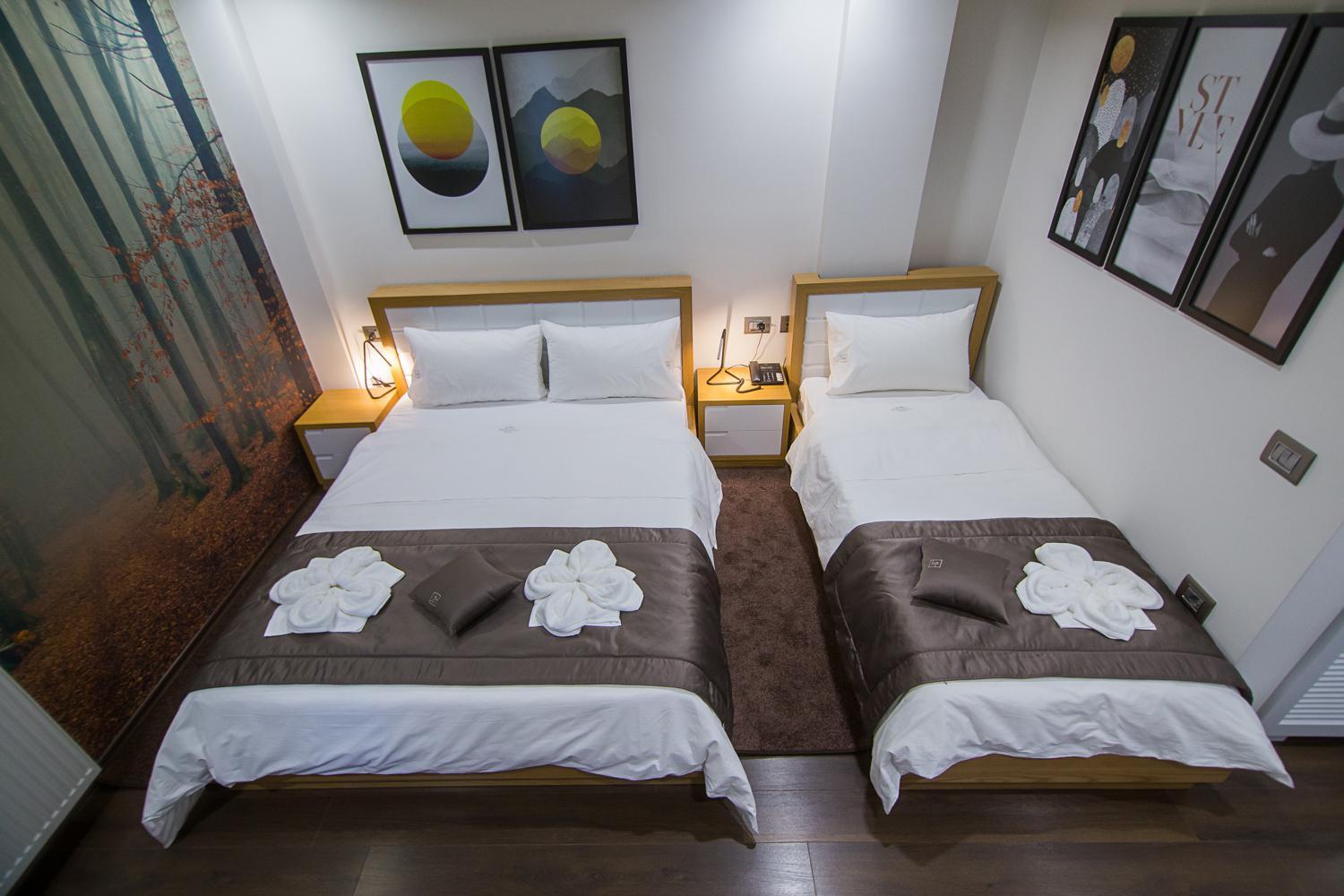 Hotel Regal คอร์เชอ ห้อง รูปภาพ